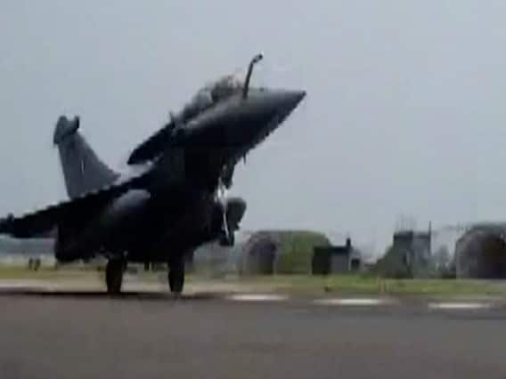 आज भारत आ रही है Rafale की नई खेप