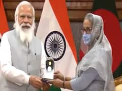  PM Modi को Sheikh Hasina ने दिया ये गिफ्ट, भारत-बांग्लादेश में हुए 5 अहम समझौते