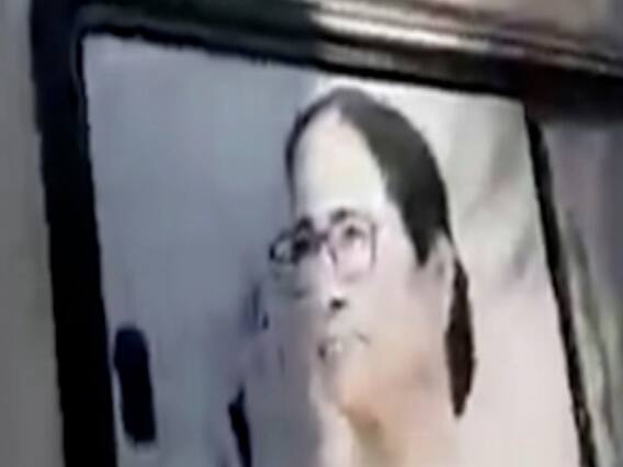 WB Polls: Mamata Banerjee के एंबुलेंस वाले पोस्टर पर BJP ने उठाए सवाल,चुनाव आयोग से कार्रवाई की मांग