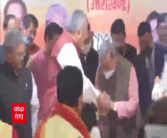 Uttarakhand में अचानक से नेतृत्व परिवर्तन की नौबत क्यों आई? मुख्यमंत्री बदलने पर जनता ने क्या कहा