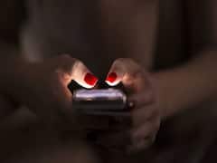 હનીટ્રેપ: ફેસબુક પર ફ્રેન્ડ બનાવીને યુવતીએ સુરતના યુવકનો નિર્વસ્ત્ર વીડિયો ઉતારીને ખંડણીની કરી માંગ 