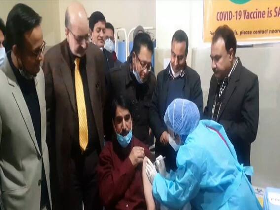 45 साल से ज्यादा उम्र के लोगों को भी लगेगा टीका | फटाफट खबरें 