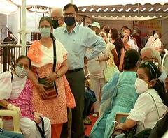 लसीकरण केंद्र गर्दीवरील 'माझा'च्या बातमीनंतर प्रशासनाला जाग, BKC कोविड सेंटरमध्ये बैठक व्यवस्थेत बदल