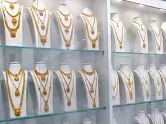 Tamil Nadu Elections: सस्ते Gold Loan के जरिए वोटरों को लुभा रहीं पार्टियां, देखिए ये रिपोर्ट 