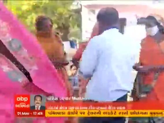 વાઘોડિયા જિ.પંચાયતની ચૂંટણીમાં મતદારોને 100-100 રૂપિયા વહેંચવાનો વીડિયો વાયરલ