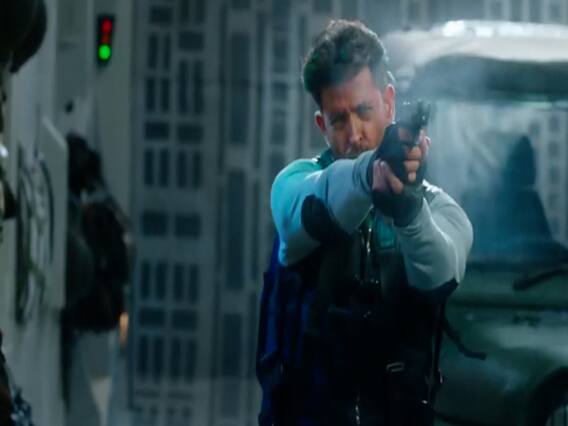 War-2 में साथ दिखेंगे ऋतिक और प्रभास ? | खबर फिल्मी है