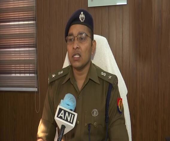 Hathras के SP ने बताया गोलीकांड के पीछे का असली सच, आप भी सुनिए | ABP Ganga 