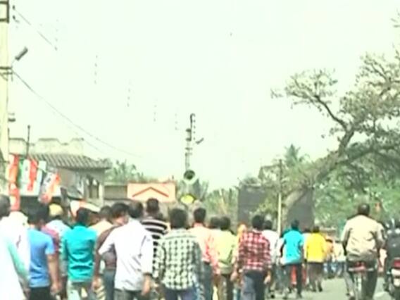 WB Elections: बांकुरा के मेजिया में Mamata Banerjee की रैली, महिलाओं समेत उमड़ी लोगों की भीड़