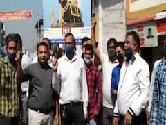 Vadodara માં પાર્કિગ વિવાદને લઇ વેપારીઓએ દુકાનો બંધ રાખી વિરોધ કર્યો