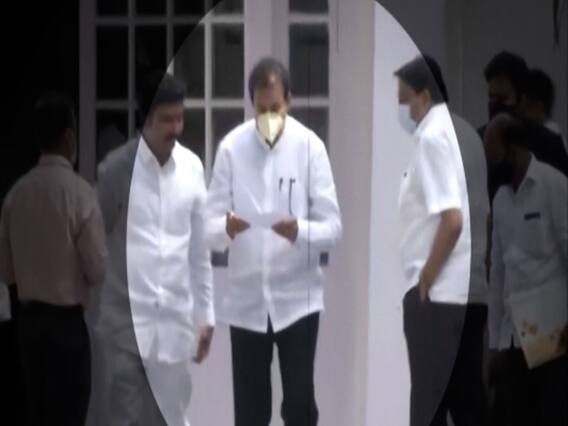 Maharashtra: Anil Deshmukh की कुर्सी बचेगी या जाएगी? Sharad Pawar के घर मीटिंग में क्या हुआ?