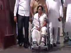 CM Mamata Banerjee को मिली छुट्टी, चुनाव आयोग को भेजी गई रिपोर्ट में इन बातों का जिक्र