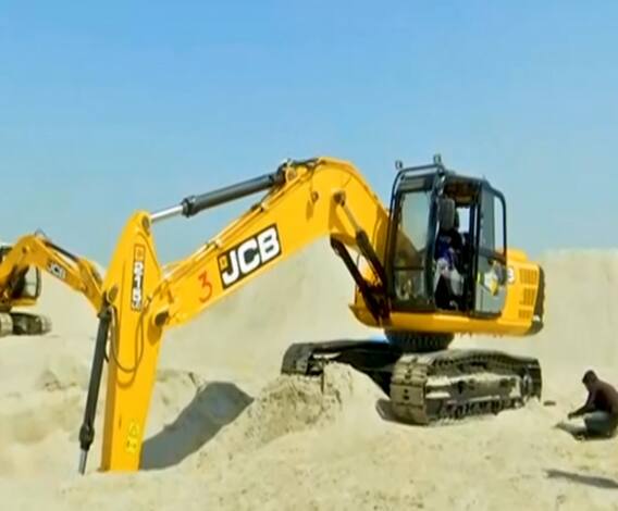 अब काशी में बदलेगा गंगा का स्वरूप, क्योंकि शुरू हो चुकी है रेत की ड्रेजिंग | Mudde Ki Baat 