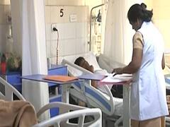 Happy Women's Day: खुद की जान खतरे में डाल कोरोना से दूसरों की जान बचाने वाली महिला डॉक्टरों को सलाम