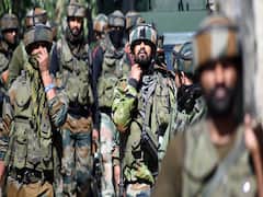 Jammu-Kashmir के सोपोर में आतंकी हमला, एक एसपीओ शहीद, एक नागरिक की मौत 