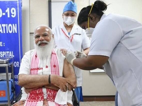 દિલ્હીની એઇમ્સમાં PM મોદીએ કોરોનાની રસી લીધી, જુઓ વીડિયો 