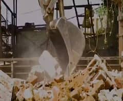 दिल्ली में चले CM Yogi के 'बुलडोजर' वाले डंडे के मायने क्या ? | Baat To Chubegi 