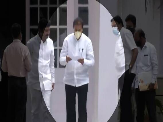 Parambir Singh की चिट्ठी के बाद जाएगी देशमुख की कुर्सी ? 