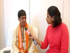 Anoop Chakraborty के मन में क्या था, जब उन्होंने PM Modi के पैर छूए