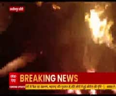 Lakhimpur गांव में अचानक लगी भीषण आग, आस-पास के 20 घर जलकर खाक 