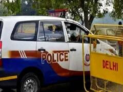 Delhi के सीलमपुर में AAP विधायक के खिलाफ FIR, महिला से छेड़खानी का है आरोप
