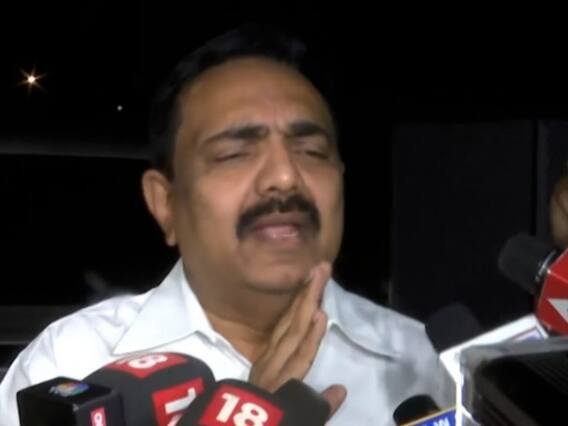 Sharad Pawar के घर चल रही बैठक खत्म, Jayant Patil बोले- Deshmukh के इस्तीफे का सवाल ही नहीं उठता