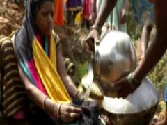 विश्व जल दिवस: पानी के लिए तरसता गांव, कई किलोमीटर जाने के बाद मिलता भी है तो गंदा पानी । देखिए