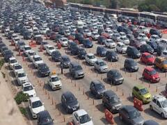 Jewar Toll Plaza पर लंबा जाम, घंटों तक फंसी रही गाड़ियां