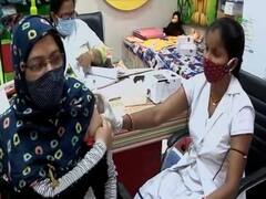 क्या देश में वैक्सीन की कमी है? Mumbai के कई सेंटर्स पर वैक्सीन खत्म | Masterstroke