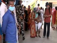 West Bengal Election 2021: दक्षिण 24 परगना से ग्राउंड रिपोर्ट, बुजुर्गों के लिए विशेष इंतजाम