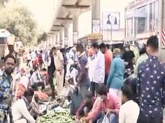 क्या कोरोना के बढ़ते मामलों के दौरान चुनावी रैलियां करना सही? | Hunkaar 