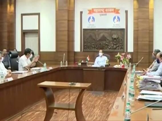 Corona की दूसरी लहर से Maharashtra पर आफत, आज विशेषज्ञों संग बैठक करेंगे CM Uddhav