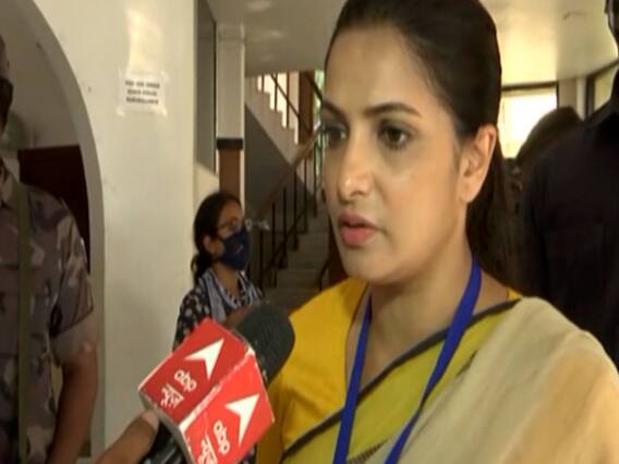 WB Elections:BJP उम्मीदवार तनुश्री ने TMC कार्यकर्ताओं पर लगाया BJP कार्यकर्ताओं से मारपीट का आरोप