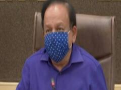 केंद्रीय स्वास्थ्य मंत्री बोले-'देश में Vaccine की कोई कमी नहीं, लोगों में डर फैलाने का काम बंद हो'