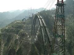 Kashmir में बन रहा है Eiffel Tower से ऊंचा Bridge, China को देगा Tension 