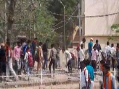 कोरोना की वजह से कोचिंग बंद कराने गए अधिकारियों पर हमला