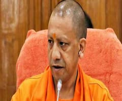 Panchayat Chunav के बीच CM Yogi के सख्त निर्देश, अवैध शराब की बिक्री पर लगे रोक 