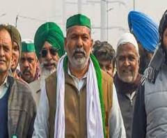 Rakesh Tikait के कार के शीशे तोड़े-स्याही फेंकी, किसानों का प्रदर्शन तेज। Farmers Protest 