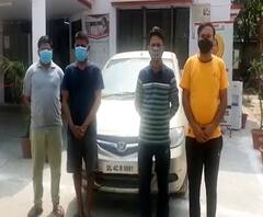 Expressway पर लिफ्ट देने के नाम पर करते थे लूटपाट, अब चढ़े पुलिस के हत्थे | Noida 