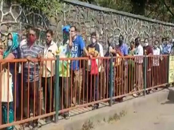 छत्तीसगढ़, मुंबई, गुजरात में कोरोना की कितनी मार? Vaccine की कितनी किल्लत? Ground Report