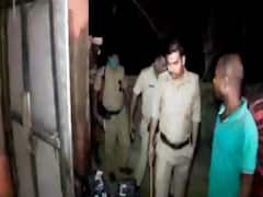 WB Elections: मोगराहाट में TMC और ISF उम्मीदवार में कहासुनी, विवाद के बाद दोनों धरने पर बैठे